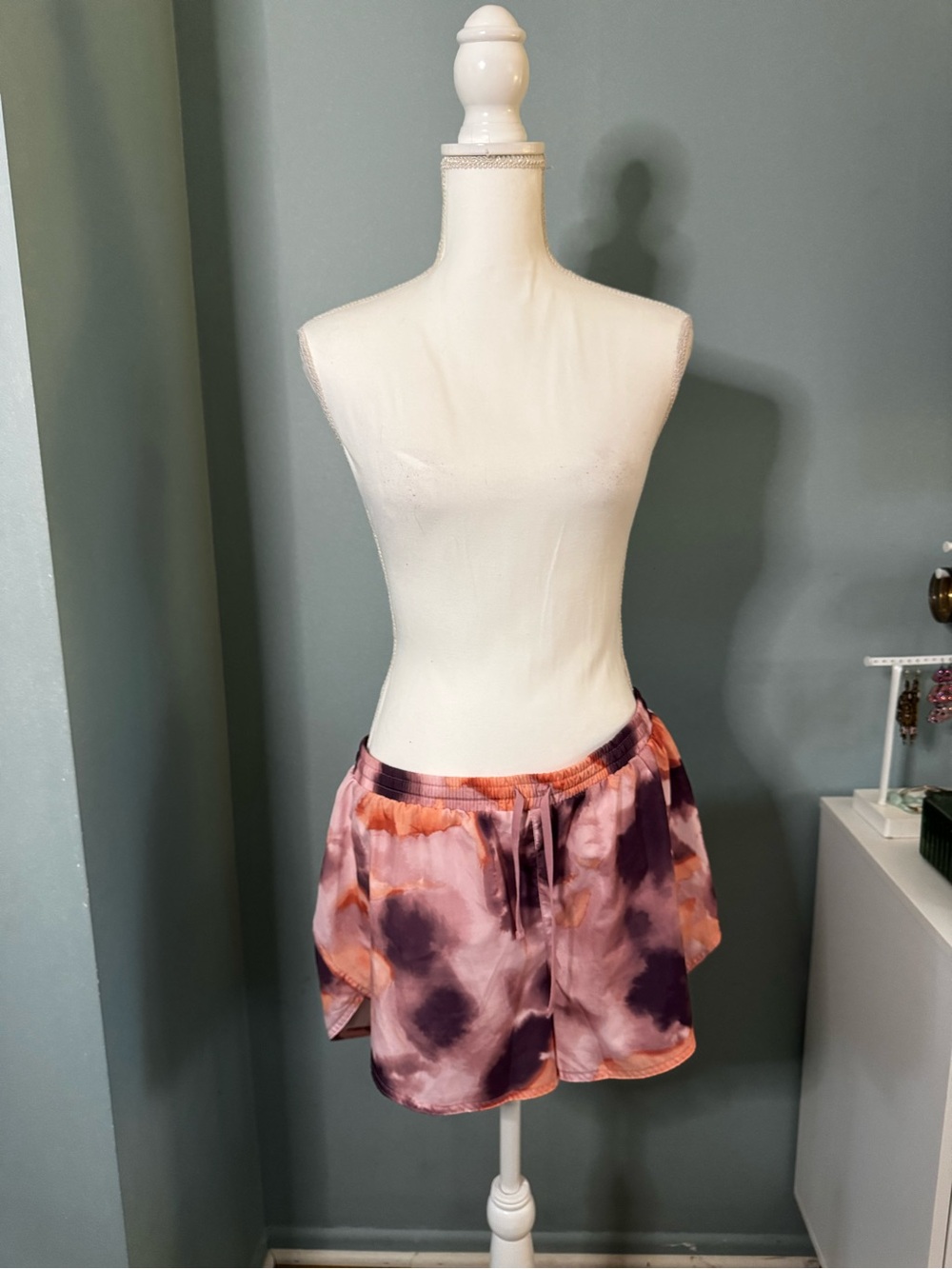 Old Navy Active Large Pink Pink Orange Tie Dye Running Shorts